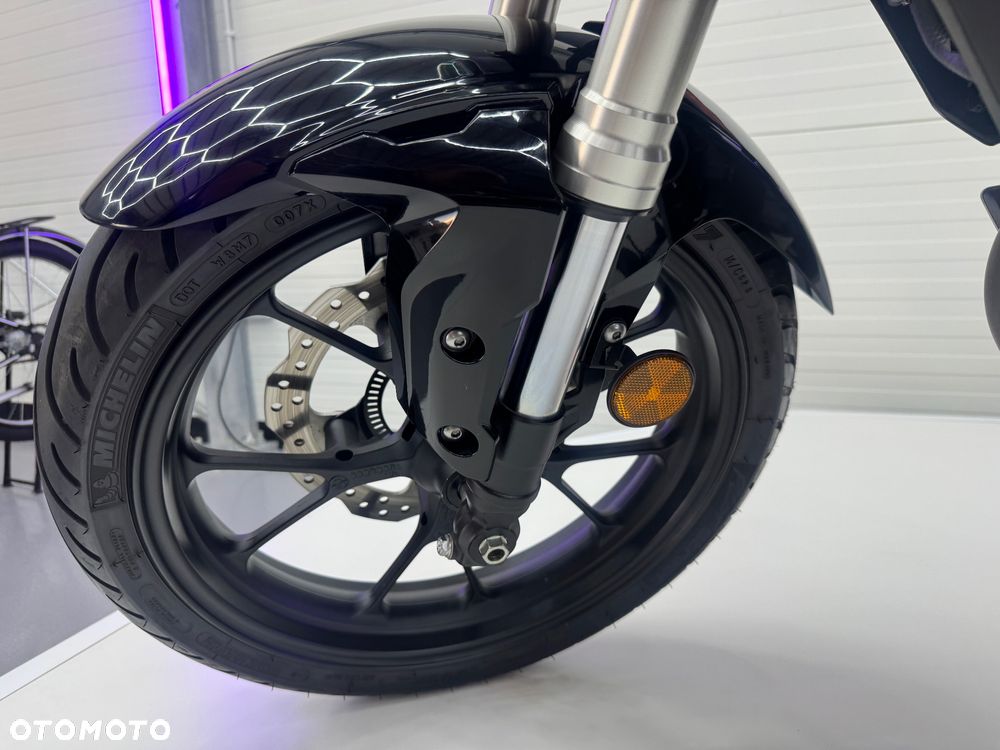 Honda CB - 19