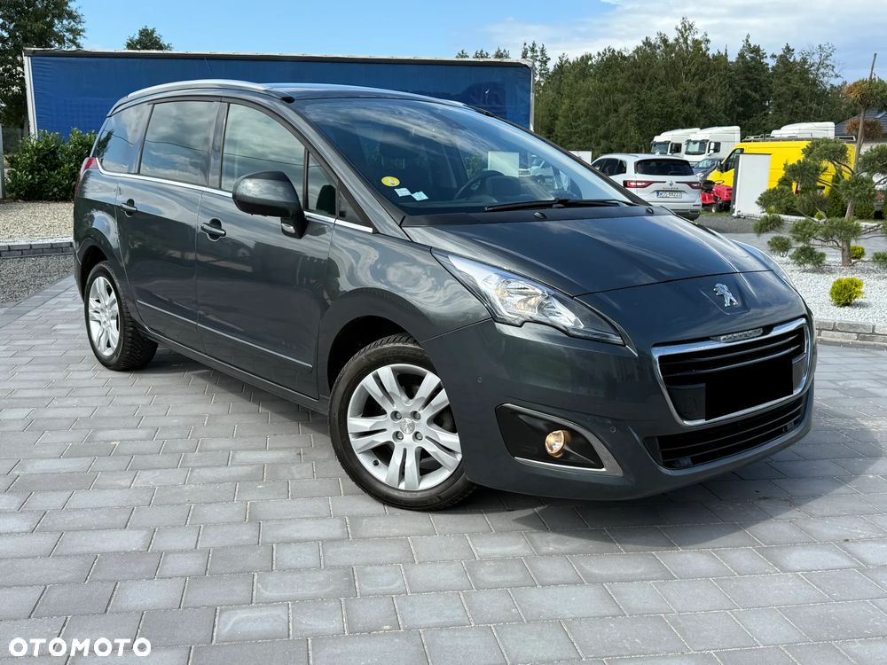 Peugeot 5008 HDI 115 Allure - 4