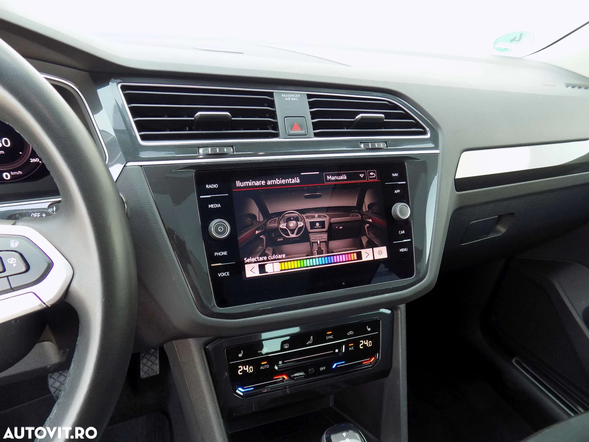 Volkswagen Tiguan 2.0 TDI SCR 4MOTION DSG Elegance - 20