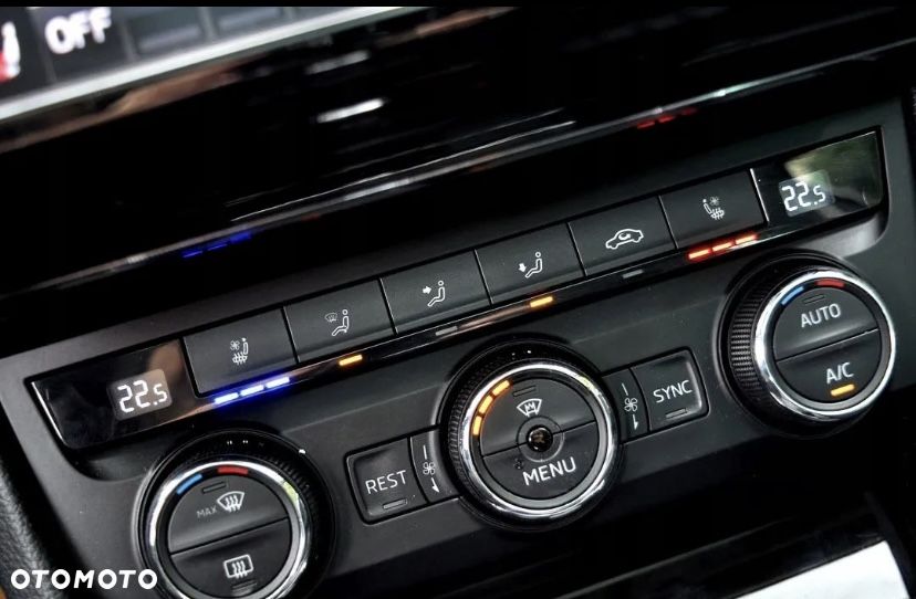 Skoda Superb 2.0 TDI 4x4 L&K DSG - 22