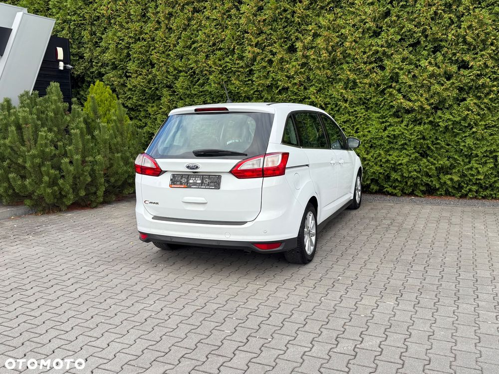 Ford Grand C-MAX - 5