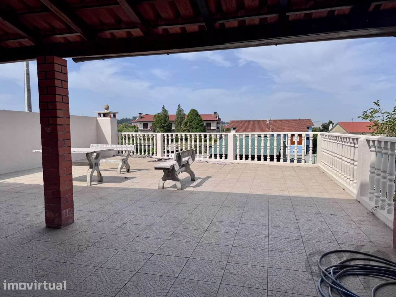 Moradia T4 com Terraço | São Martinho do Bispo - Grande imagem: 2/35