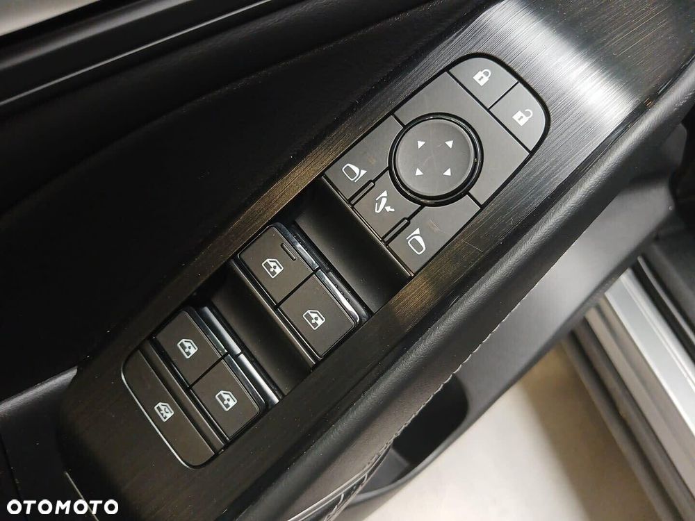 Nissan Qashqai - 25
