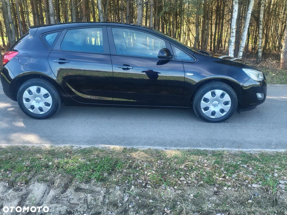 Opel Astra 1.4 - 25