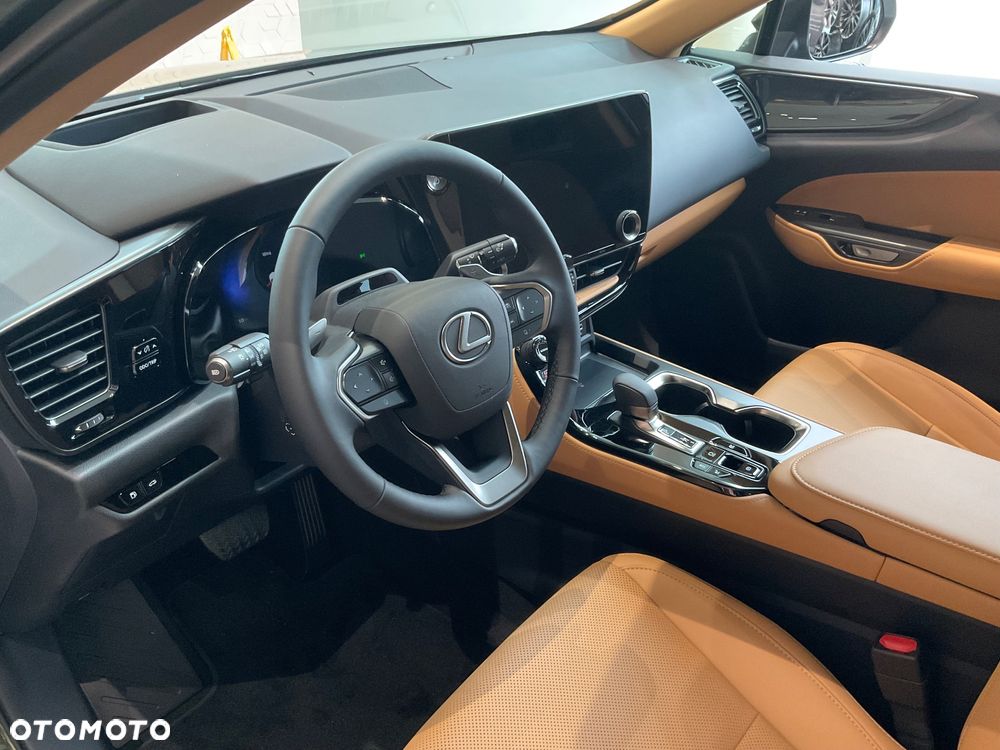 Lexus NX 450h+ Prestige AWD - 4