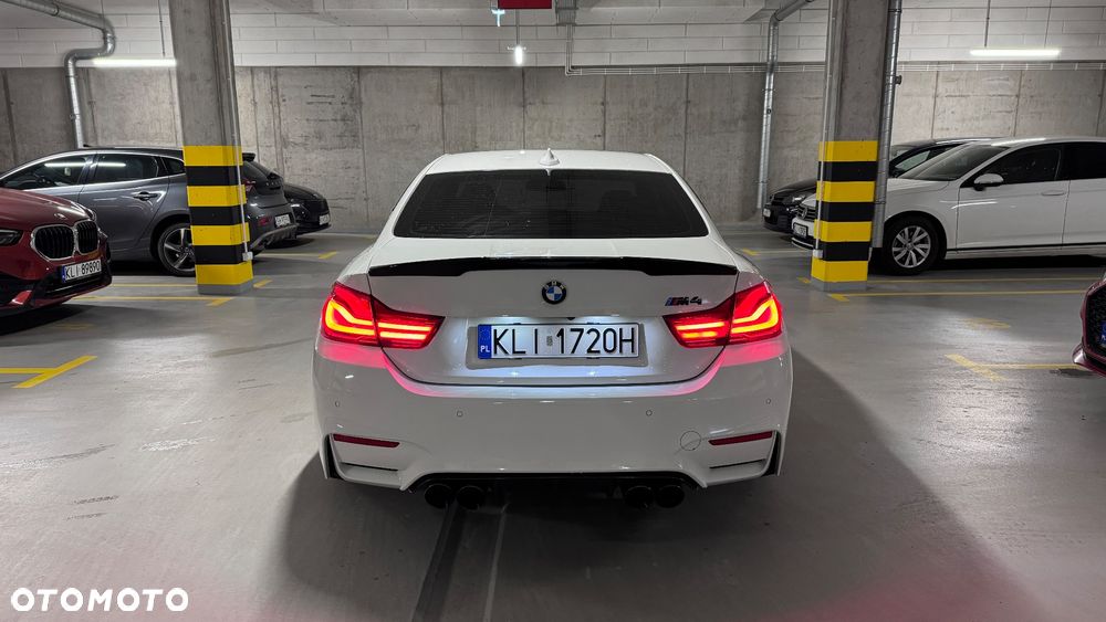 BMW M4 DKG - 7