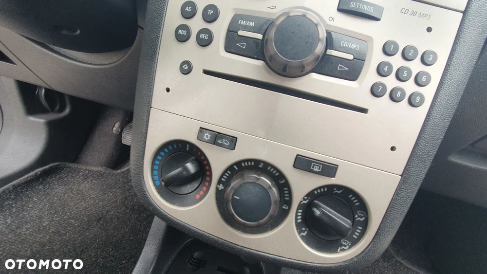 Opel Corsa 1.0 12V Essentia - 15