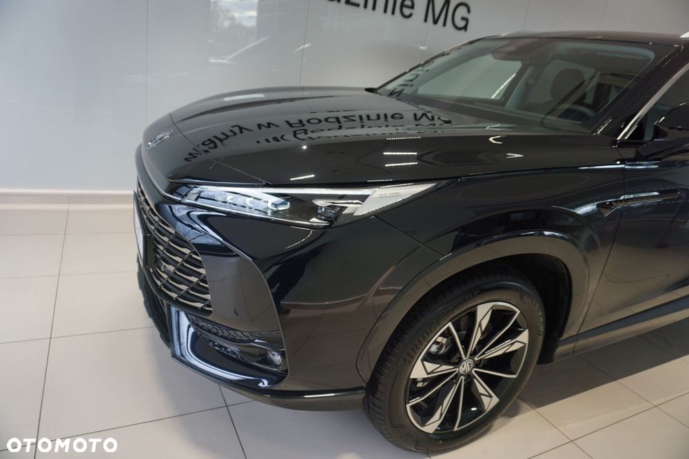 MG HS Hybrid+ - 11