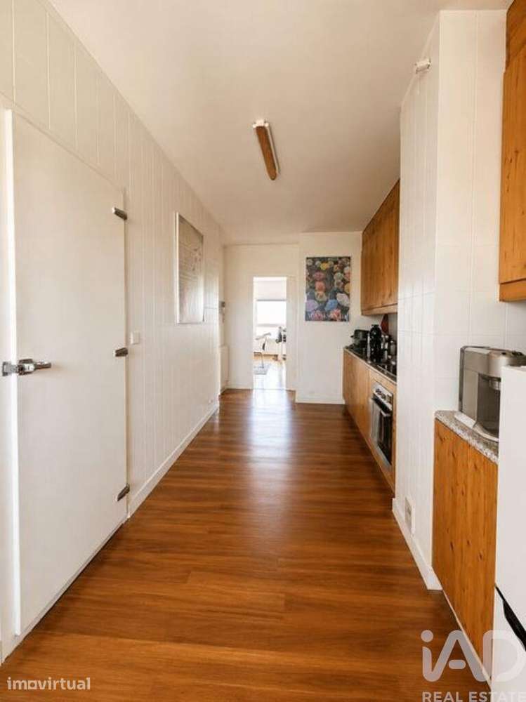 Apartamento T1 em Lordelo do Ouro e Massarelos de 117 m2 - Grande imagem: 2/10