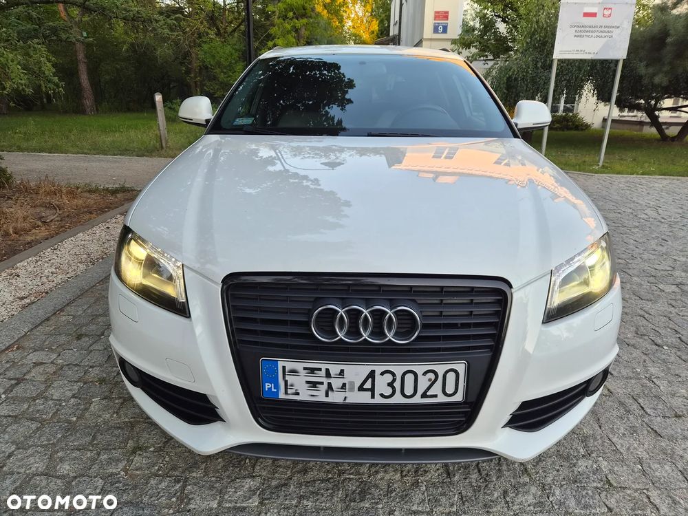Audi A3 Sportback 2.0 TDI DPF S line Sportpaket (plus) - 26