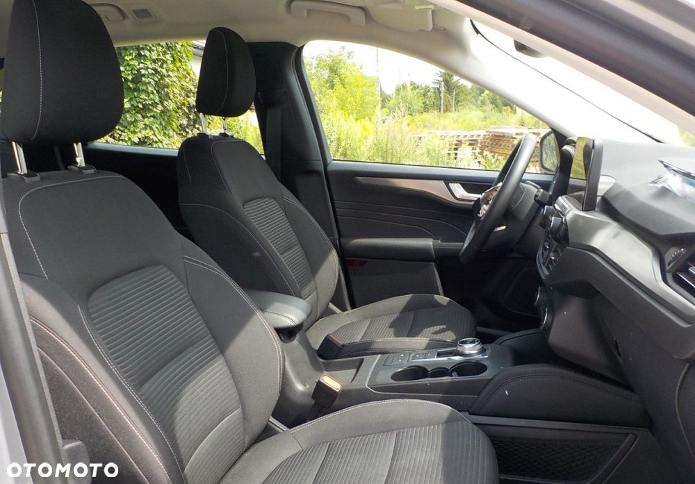 Ford Kuga - 20
