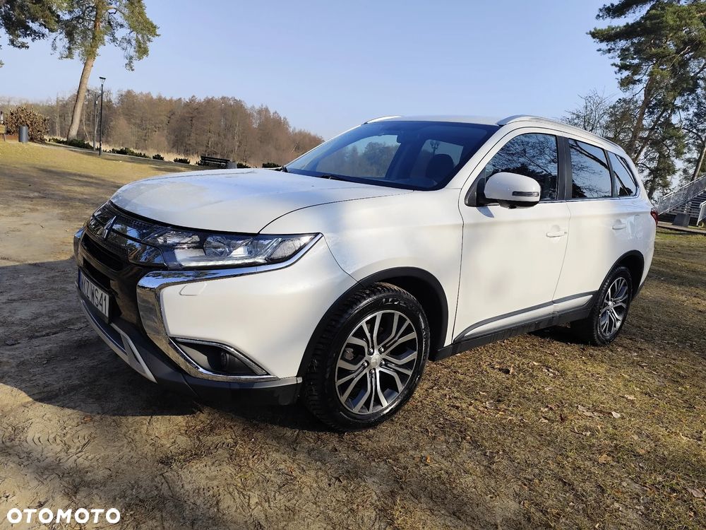 Mitsubishi Outlander - 4