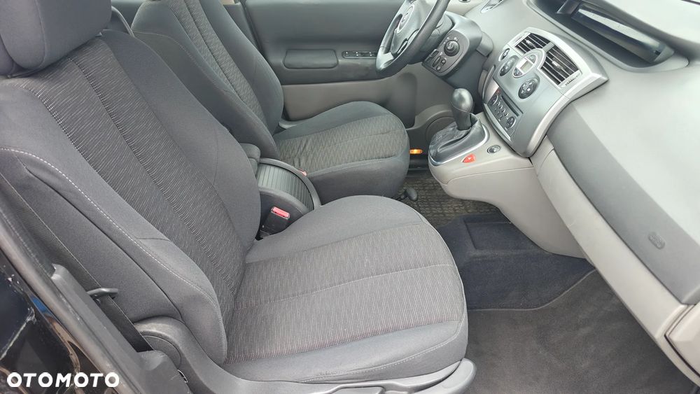Renault Scenic 2.0 16V Privilege - 20