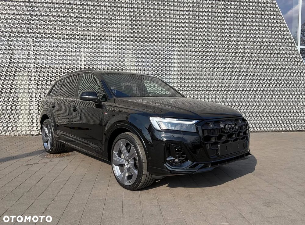 Audi Q7 TFSI e PHEV 290 kW Quattro S Line Tiptr - 3