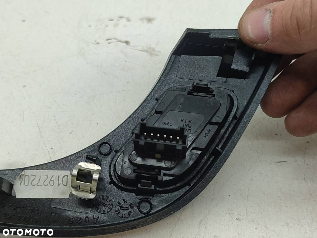 PRZEŁĄCZNIK PANEL REGULACJI ŚWIATEŁ ALFA ROMEO GIULIETTA 156088382 - 3