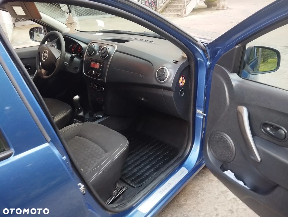 Dacia Logan 1.2 16V Laureate - 6