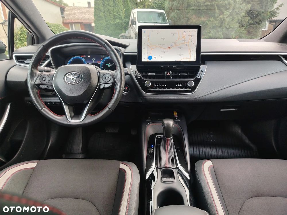 Toyota Corolla 2.0 Hybrid GR Sport Dynamic - 28