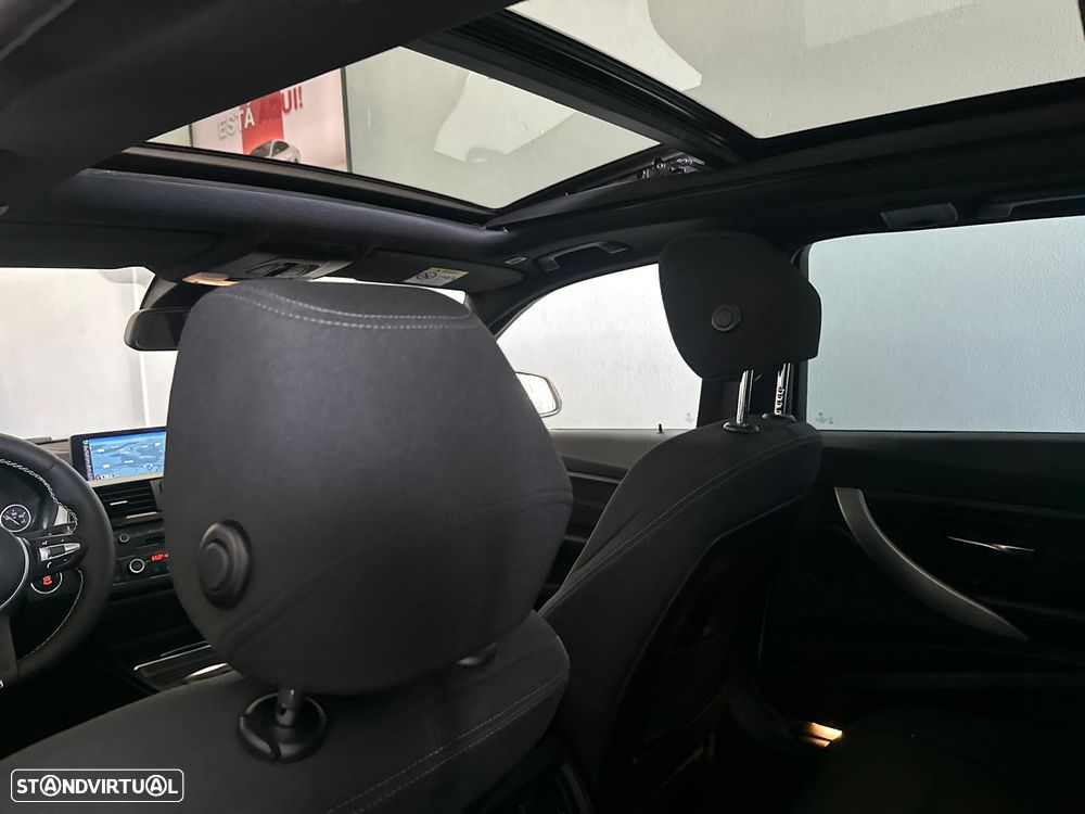 BMW 320 d Pack M - 39