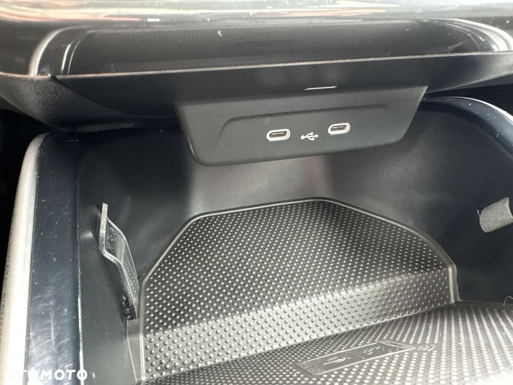 Skoda Fabia 1.0 TSI Style DSG - 27