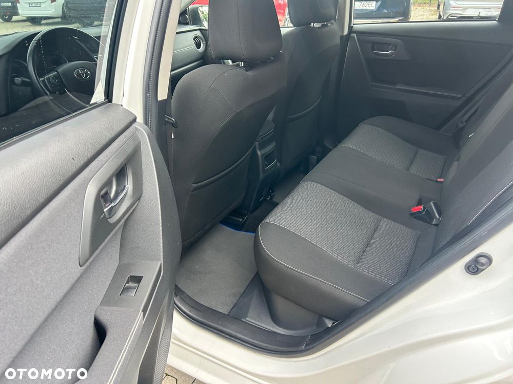 Toyota Auris - 20