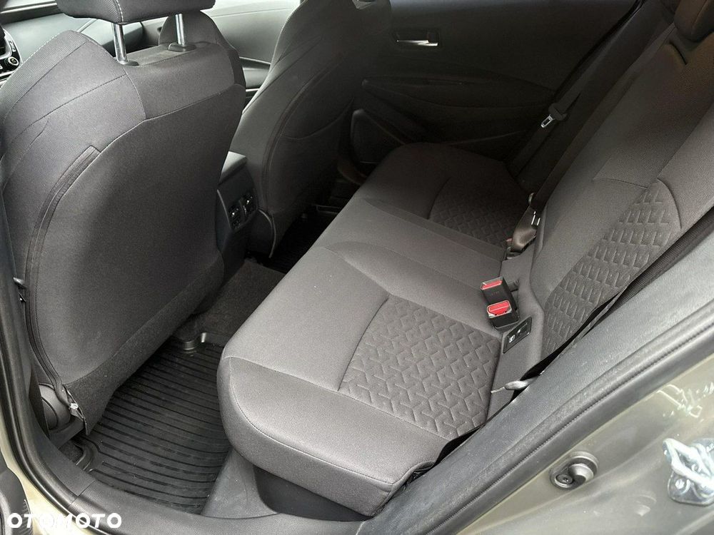 Toyota Corolla 2.0 Hybrid Comfort - 11