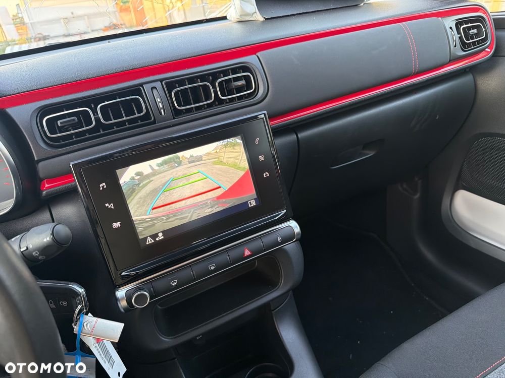 Citroën C3 Pure Tech 82 SHINE - 21