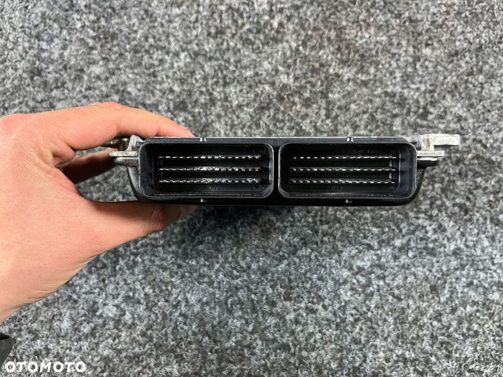 volvo v40 s40 lift 00-04 2.0t 200km sterownik silnika 30614408 - 3