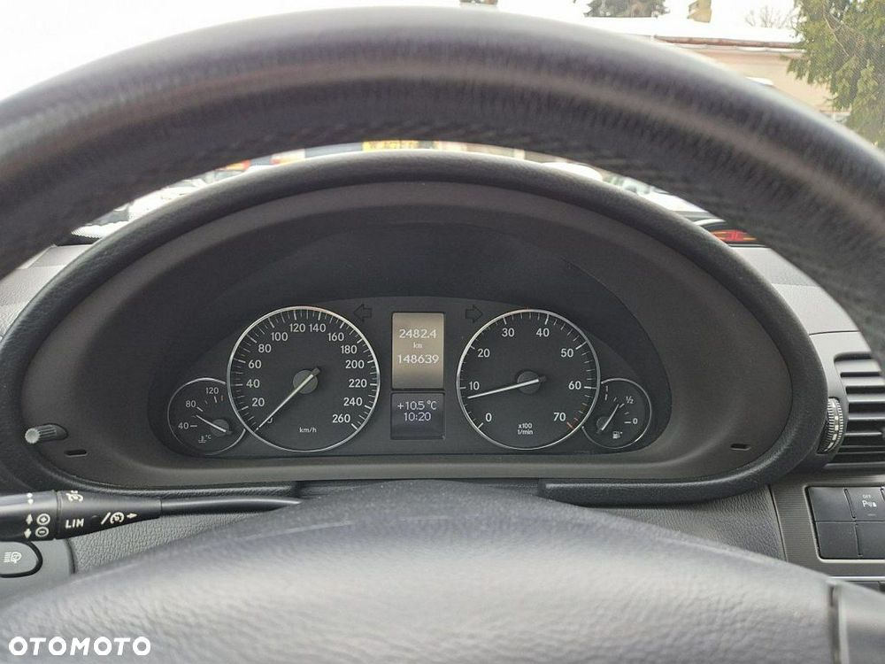 Mercedes-Benz Klasa C 180 Kompressor Sportcoupe - 5