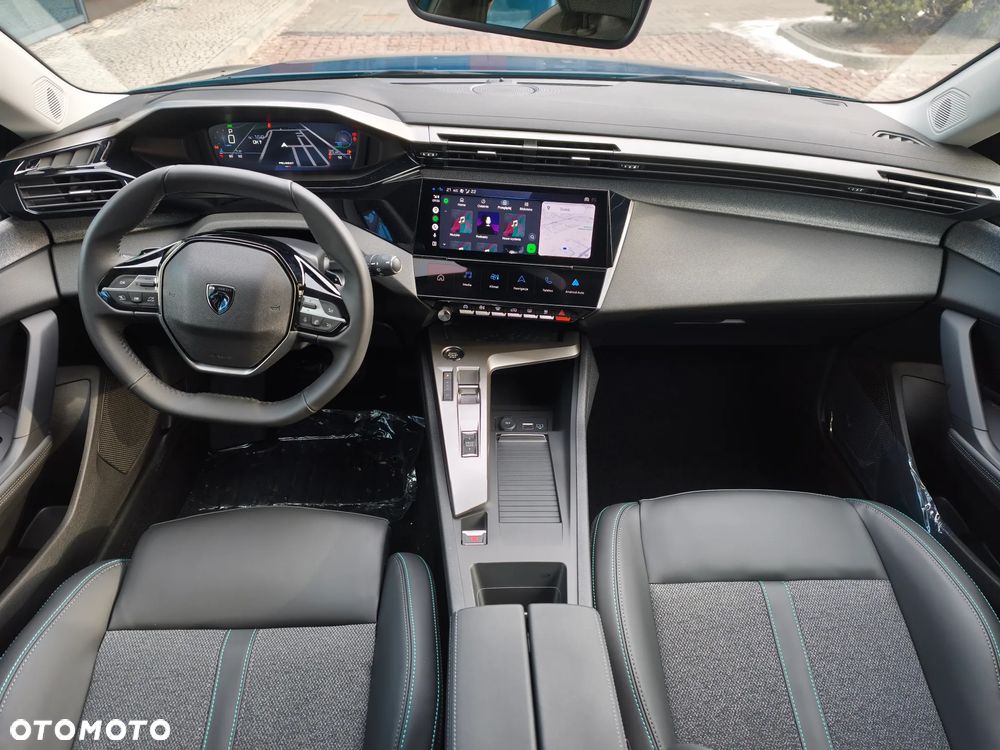 Peugeot 308 1.2 mHEV Allure S&S e-DCS6 - 26