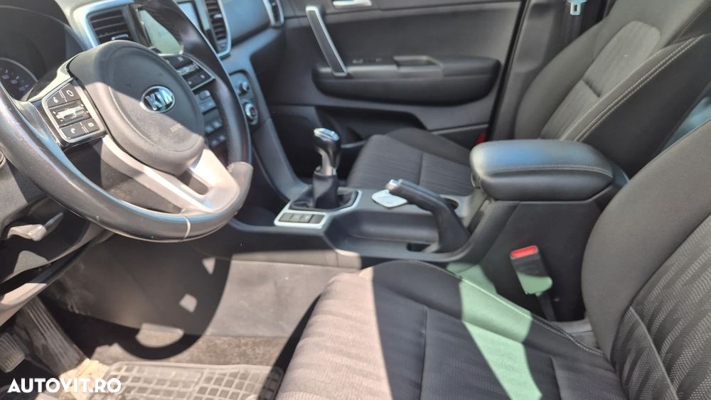 Kia Sportage 1.6 DSL 6MT HP 4x2 Plus - 11