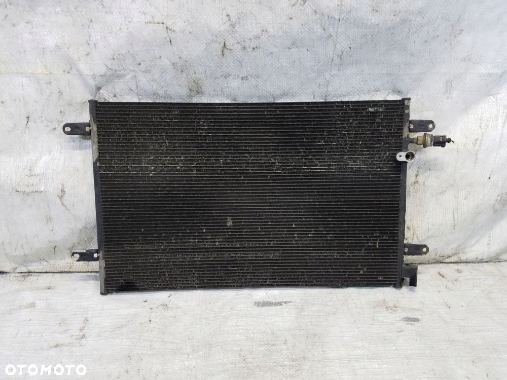 chłodnica klimatyzacji audi a6 c6 allroad 2.7 tdi 4f0260401m - 1