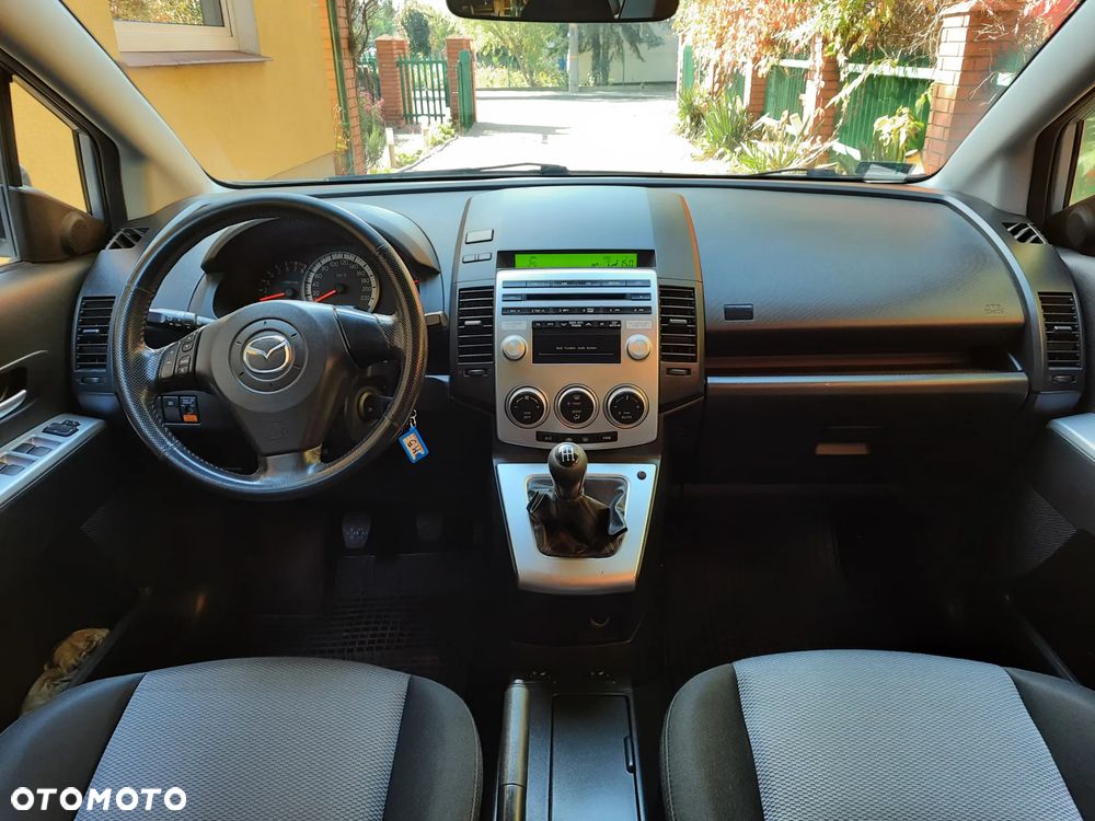 Mazda 5 - 5