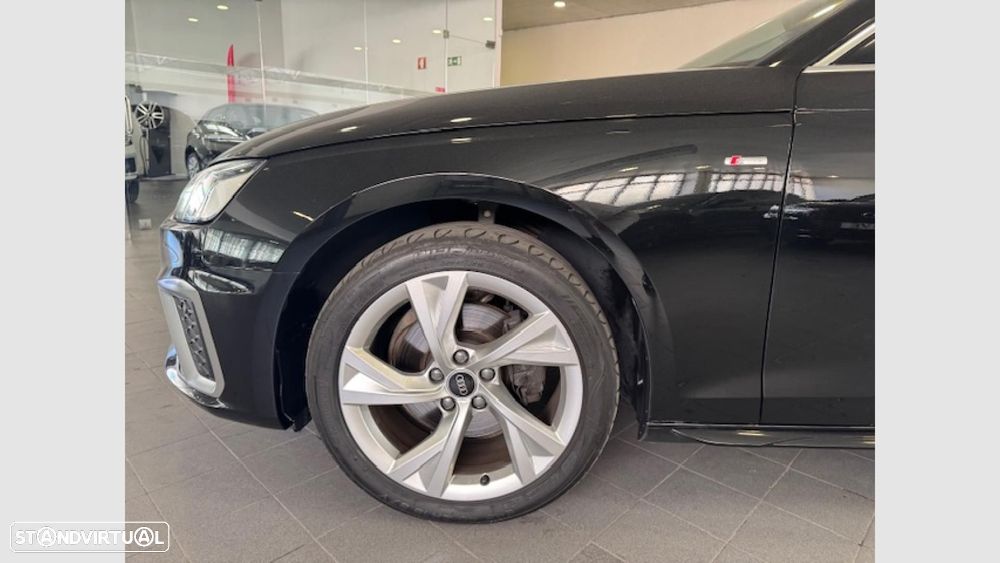 Audi A4 Avant - 25