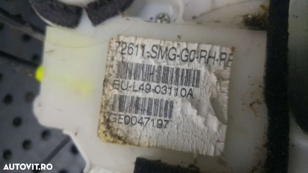 Maner interior cu broasca dreapta spate honda civic hatchback 72611smgg0 eul4903110a - 3