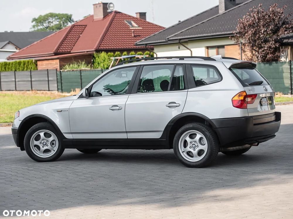 BMW X3 2.0d - 10