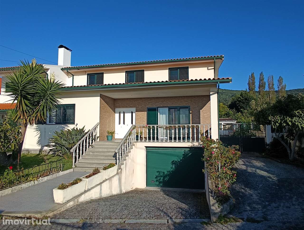 Moradia T6 com Vista Mar - Excelente Estado de Conservação | Moledo e - Grande imagem: 3/42