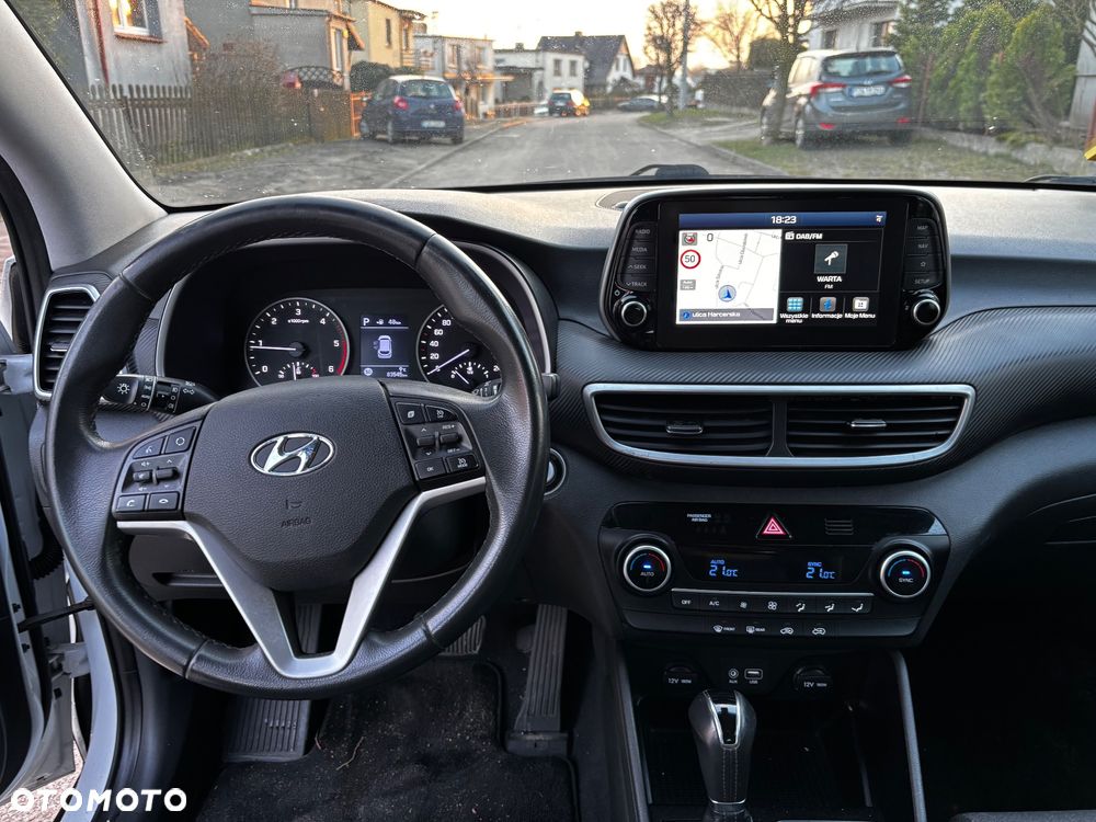 Hyundai Tucson 1.6 CRDi 48V-Hybrid 2WD DCT Select - 11