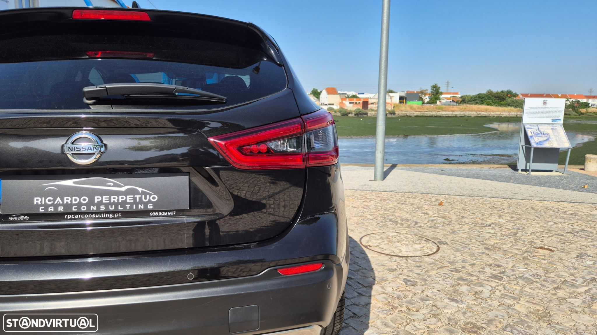 Nissan Qashqai 1.2 DIG-T N-Connecta 18 - 8