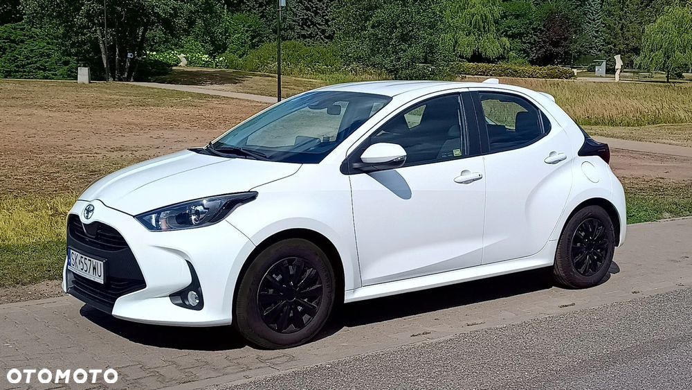 Toyota Yaris 1.5 Comfort CVT - 2