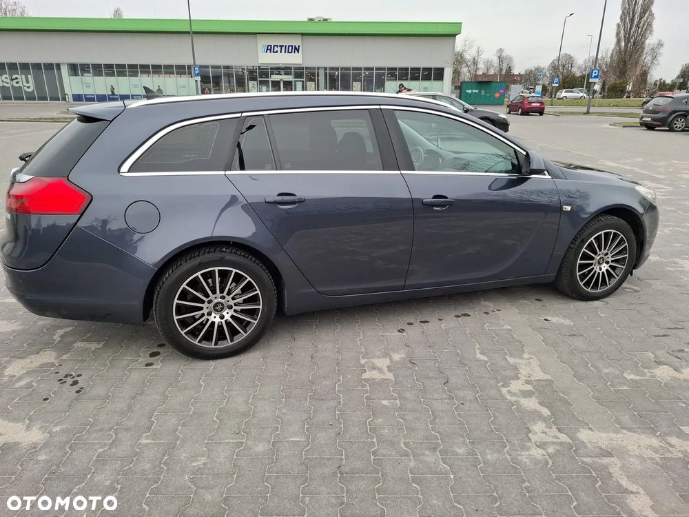 Opel Insignia 1.8 - 2