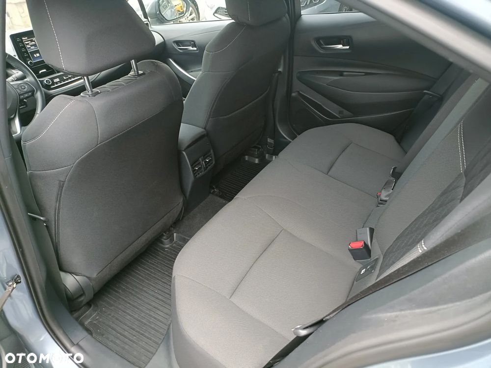 Toyota Corolla 1.6 Comfort - 21