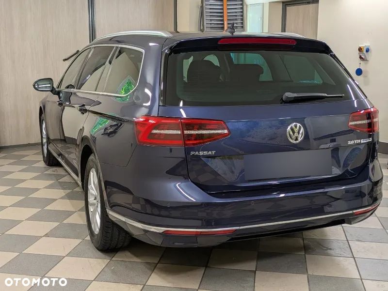 Volkswagen Passat 2.0 TDI BMT Comfortline DSG - 9