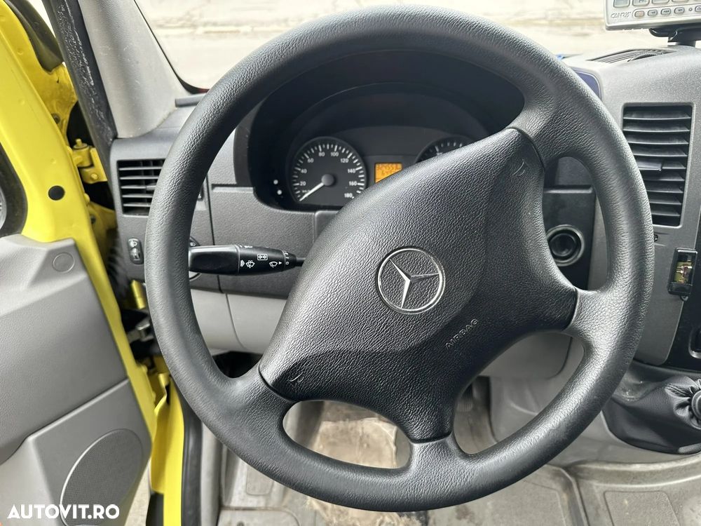 Mercedes-Benz Sprinter - 29