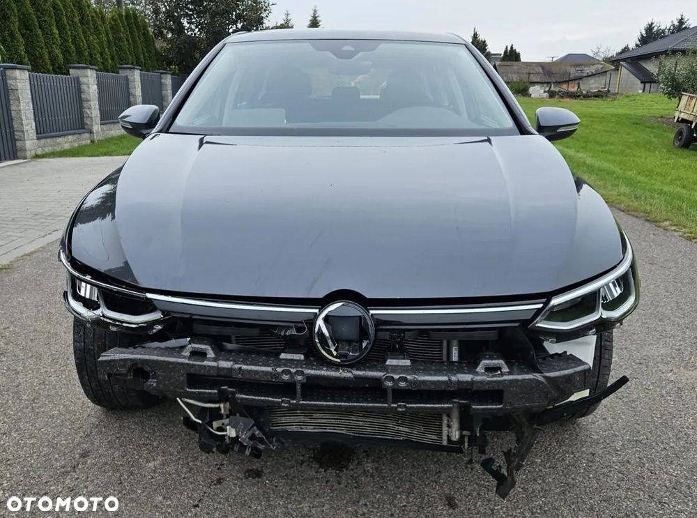 Volkswagen Golf VIII 2.0 TDI Life DSG - 4