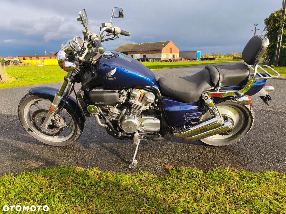 Honda VF - 8