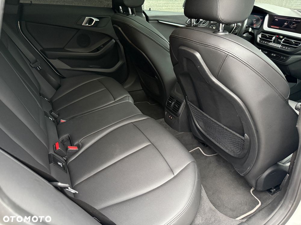 BMW Seria 2 225i xDrive Sport - 23