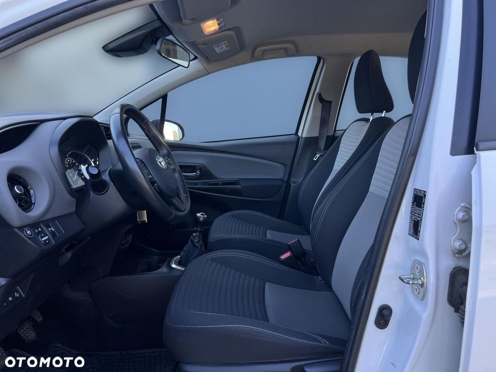 Toyota Yaris - 13