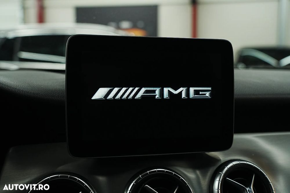 Mercedes-Benz CLA 180 7G-DCT AMG Line - 29