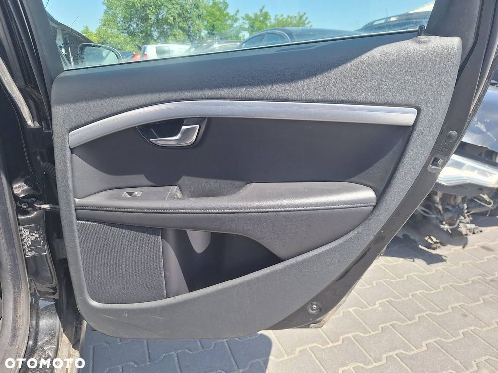 FOTELE KOMPLET LEWY PRAWY KANAPA TYŁ + BOCZKI VOLVO V70 III LIFT SKÓRA - 14