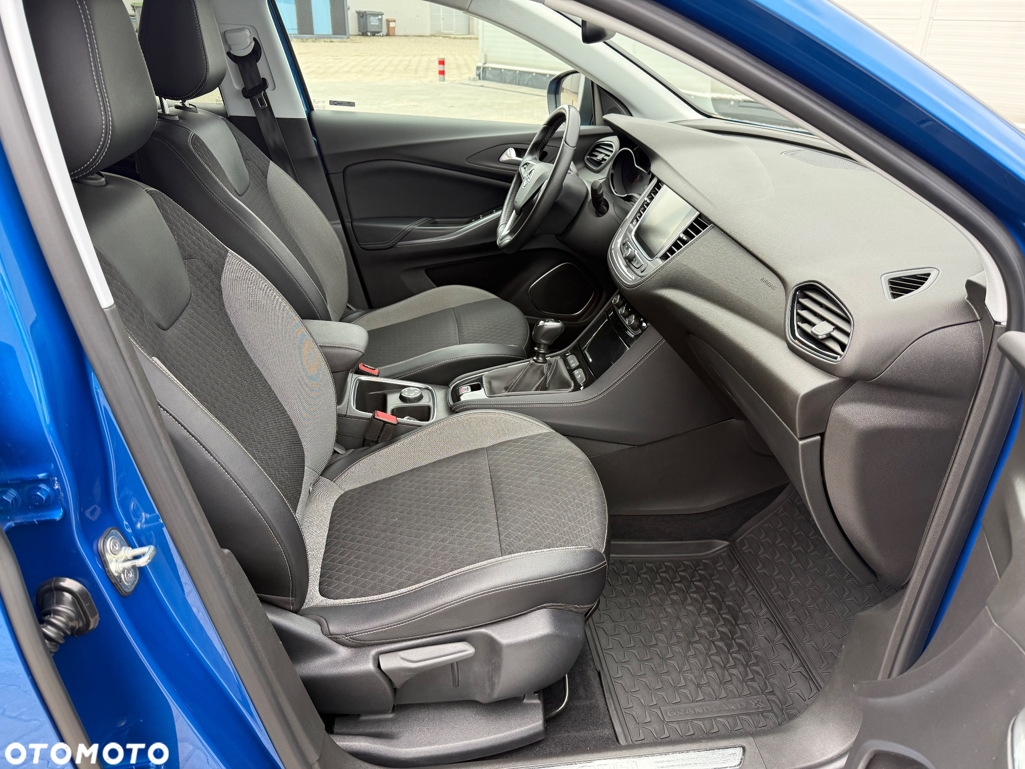 Opel Grandland X 1.2 T Enjoy S&S - 20